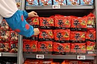 Xuất khẩu mì ăn liền của Hàn Quốc tăng 22% trong năm 2025