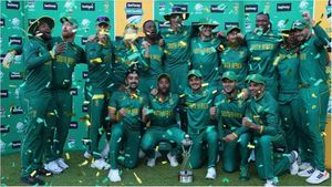 South Africa Dominates England To Secure Champions Trophy Semifinal Spot