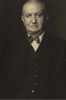 Memduh Şevket Esendal