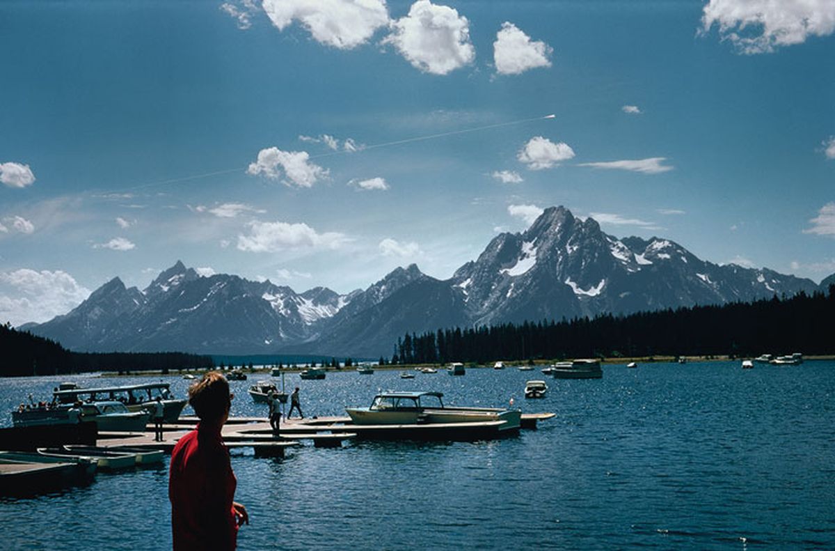 Earthgrazer: The Great Daylight Fireball of 1972