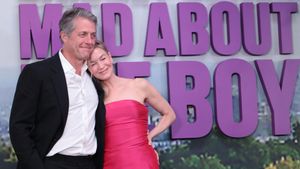 Renée Zellweger Shines At Bridget Jones Premiere