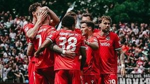 Hannover 96 Claims 2-1 Victory Over SSV Ulm