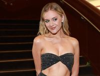Kelsea Ballerini Makes Crazy Busy Work For Her