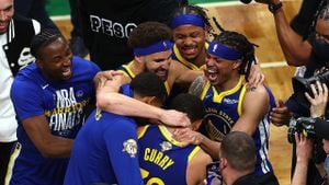 Warriors Crush Hornets 128-92 For Franchise Milestone