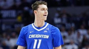 March Madness: Louisville Faces Creighton In First-Round Showdown