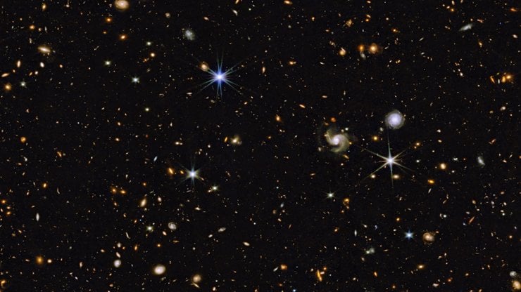 James Webb Uzay Teleskobu, Kozmosun İlk Orta-Derin Geniş Alan Fotoğrafını Çekti!