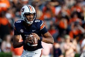 Auburn Quarterback Deuce Knight Set To Enter Transfer Portal