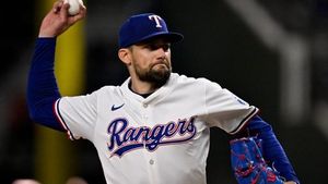 Myles Straw Powers Blue Jays In Rout Of Rangers