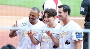 Choo Shin Soo Celebrated With Grand Retirement Ceremony