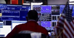 Regional Bank Fears Rattle Wall Street As Markets Rebound
