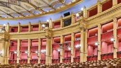 Bayreuth: Bir Bestecinin Şehri mi, Yoksa Müziğin Başkenti mi?