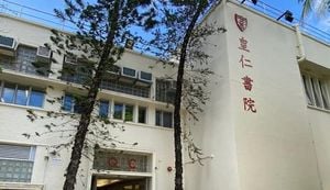 King's College Students Caught Cheating In History Test