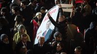 Ekrem İmamoğlu: Menschen demonstrieren gegen Festnahme von Erdoğan-Rivalen