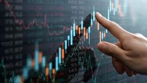 Indian IT Faces $100,000 H-1B Fee Shockwave