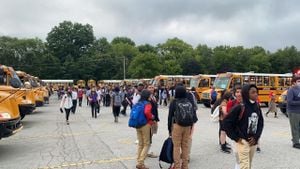 Traffic Troubles Simmer On JCPS First Day As Students Return To School