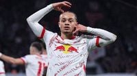 Man Utd retain transfer interest in RB Leipzig star Xavi Simons - but there's a significant catch | Goal.com