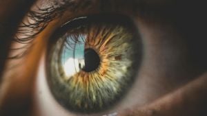 AI Technologies Revolutionize Eye Health And Journalism