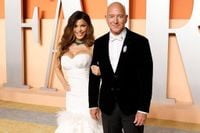 Jeff Bezos and Lauren Sánchez's Wedding: Inside Their Extravagant Plans (Including the Guest List, Venue and Dress Details!)
