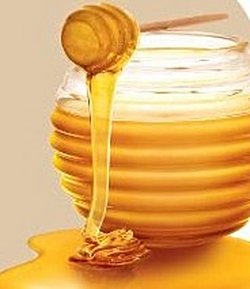 Bal kıvamındaki akışkan şeylerin biraz yüksek bir yerden tutlulup akıtıldığında düzgün bir şekilde akmak yerine katlanarak akmasının sebebi nedir?