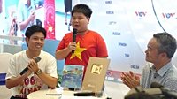 'Đại sứ Dế mèn' Nguyễn Văn Chung giới thiệu sách Viết tiếp câu chuyện Hòa bình tại Triển lãm A80