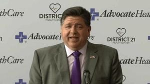 Trump Threatens Federal Intervention As Chicago Leaders Push Back