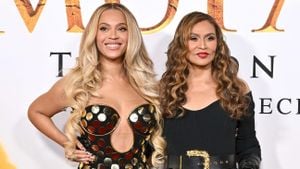 Tina Knowles Celebrates Beyoncé’s Grammy Win