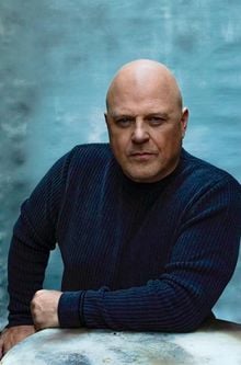 Michael Chiklis