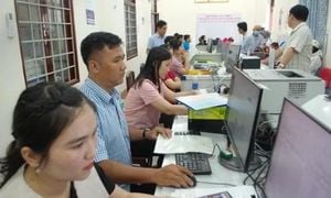 Vietnam Accelerates Reforms In Military And Public Sector