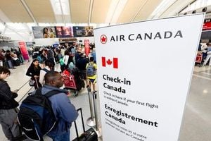 Air Canada Flight Attendants Defy Order, Win New Deal