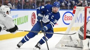 Maple Leafs Battle Back To Down Sabres 5-3