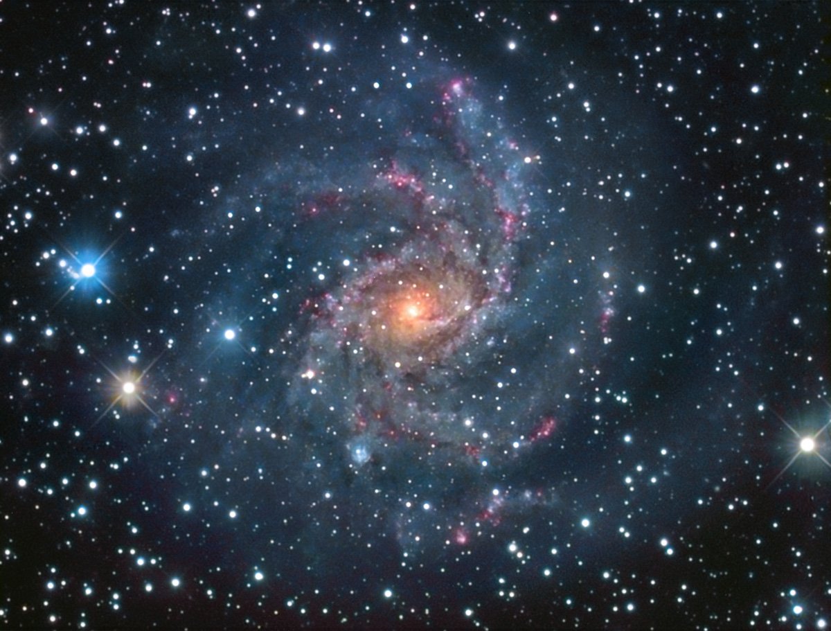 NGC 6946’ya Cepheden Bakış