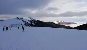 Heavy Snowfall Disrupts Travel Across Emilian Apennines