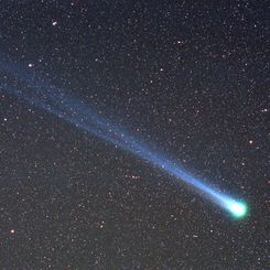 Comet Hyakutake Passes the Earth