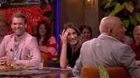 Jack van Gelder keert Hélène Hendriks rug toe en grapt: 'Niet mee te werken'