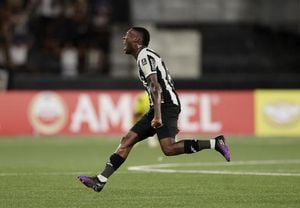 Patrick De Paula Shines In Botafogo Comeback