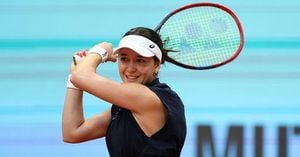 Eva Lys Dominates Uchijima To Advance In Rome