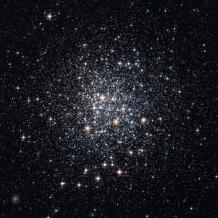 M72: A Globular Cluster of Stars