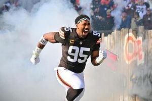 Myles Garrett’s Sack Record Quest Stalls As Browns Edge Steelers