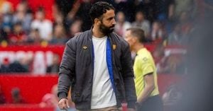 Bruno Fernandes Seals Dramatic Win As Manchester United Edge Burnley