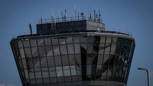 Newark Airport Radar Outage Raises Air Traffic Safety Concerns