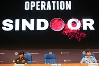Operation Sindoor ने किया SRMIST प्रोफेसर की आलोचना