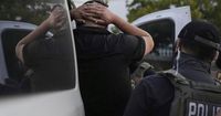 ICE arrests nearly 550 in Chicago area as part of 'Midway Blitz'