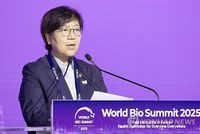 개회사 하는 정은경 보건복지부 장관 : 네이트 뉴스