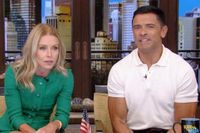 Kelly Ripa And Mark Consuelos Agree They Have A “Sexist Division Of Labors” In Their Household: “It’s Very 1950s”