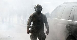 Chicago Immigration Raids Continue Despite Holiday Pleas