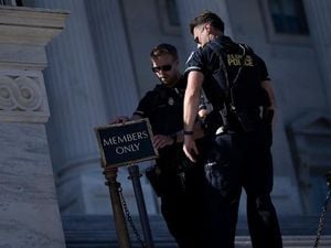 Supreme Court Shuts Doors As Shutdown Hits Eighteen Days