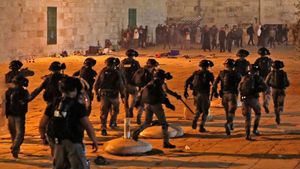 Clashes Erupt At Al-Aqsa Mosque Compound Amid Rising Tensions