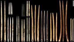 Delikli İğneler, Giyinmenin Sosyal ve Kültürel Evrimine Işık Tutuyor!