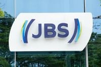 JBS (JBSS3) anuncia investimento de R$ 216 milhões em 4 unidades de Santa Catarina