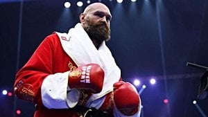 Tyson Fury Set For Blockbuster UK Comeback Against Makhmudov
